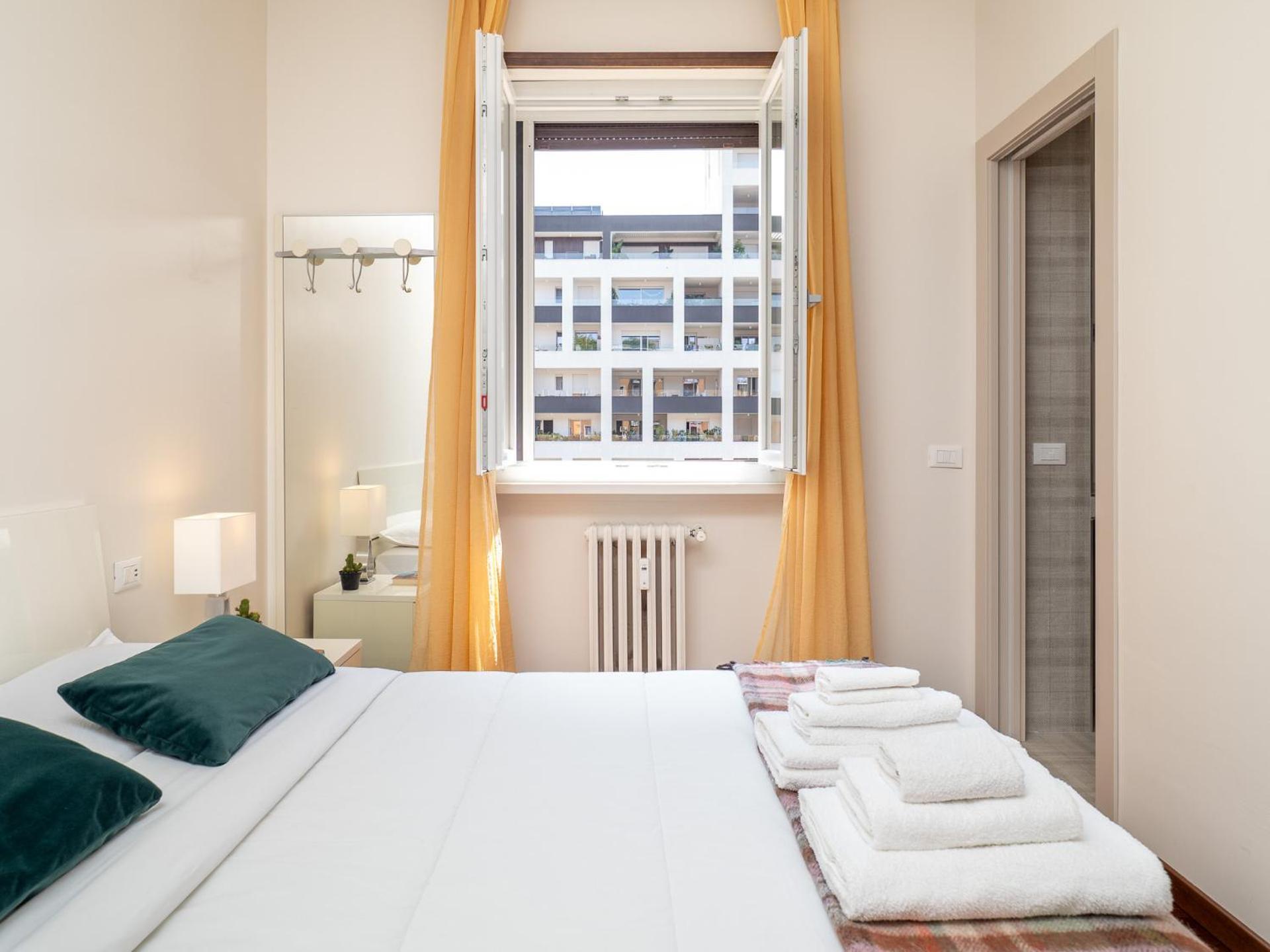 Stylish Flat With Balcony - 15 Min To Duomo Apartment Milano Ngoại thất bức ảnh