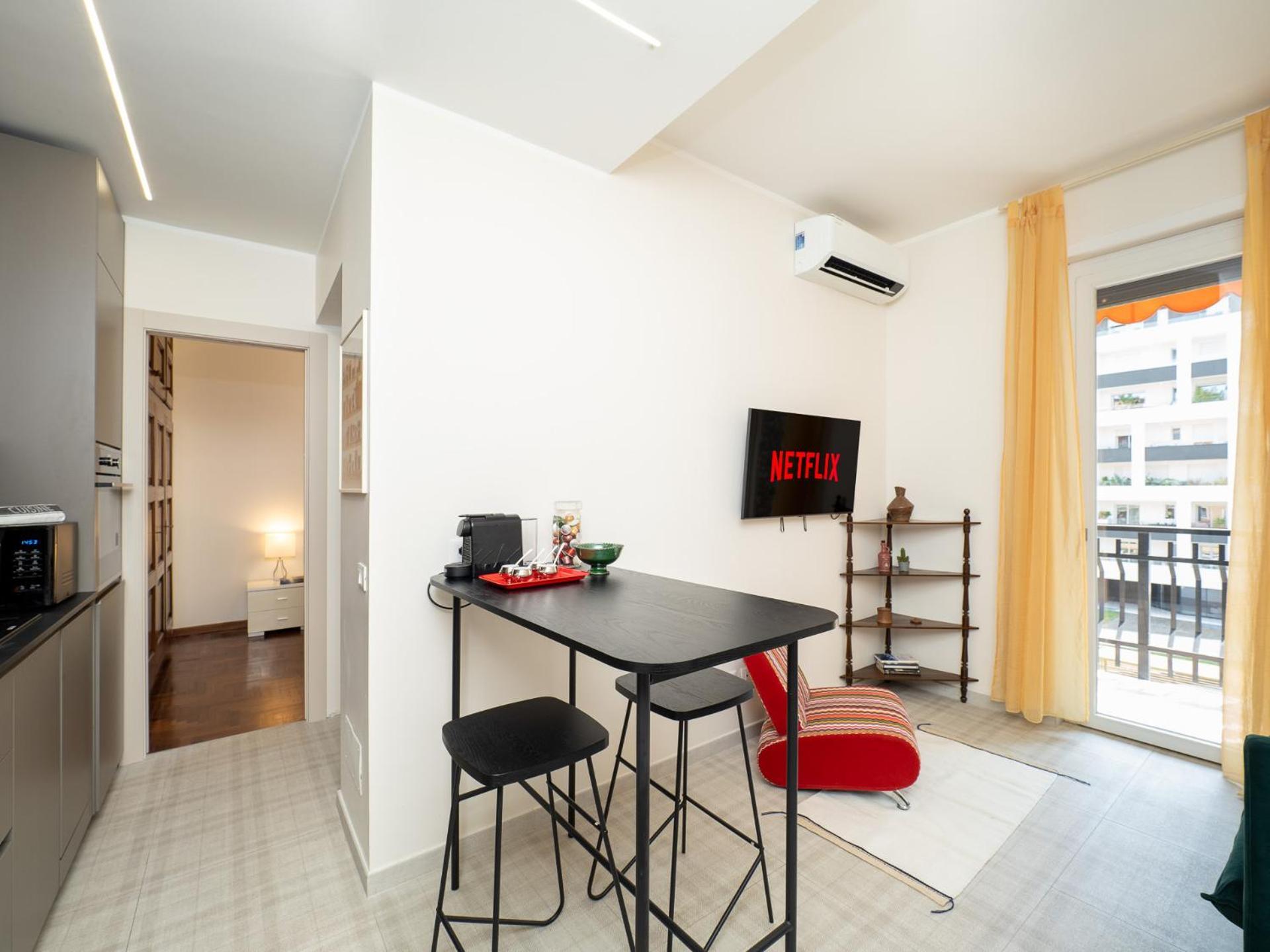 Stylish Flat With Balcony - 15 Min To Duomo Apartment Milano Ngoại thất bức ảnh
