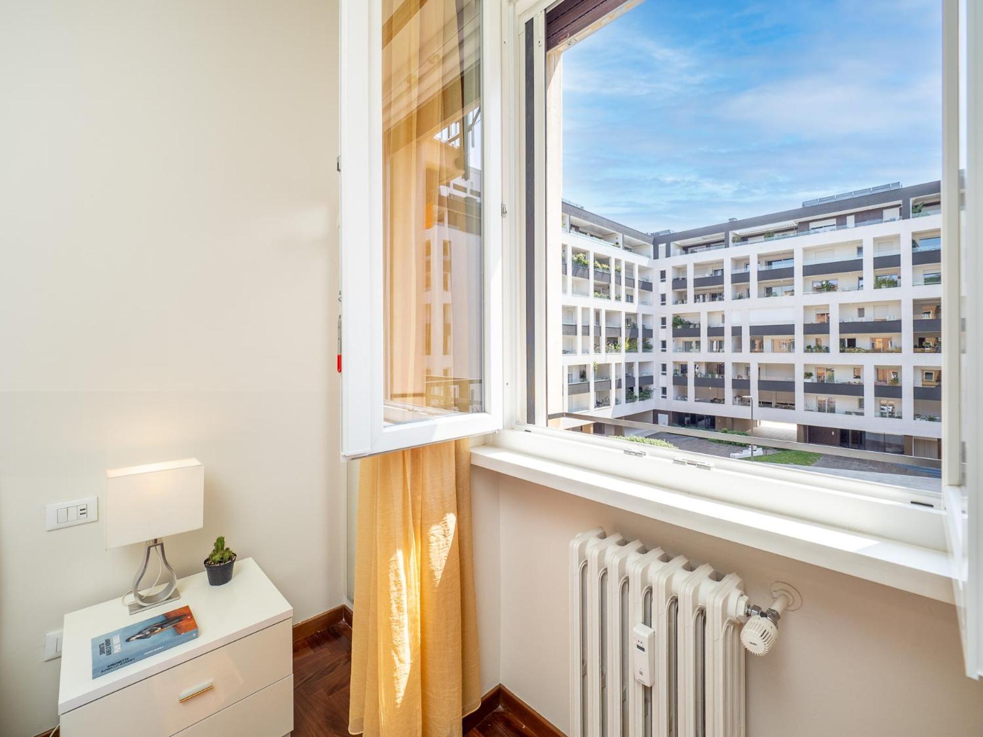 Stylish Flat With Balcony - 15 Min To Duomo Apartment Milano Ngoại thất bức ảnh
