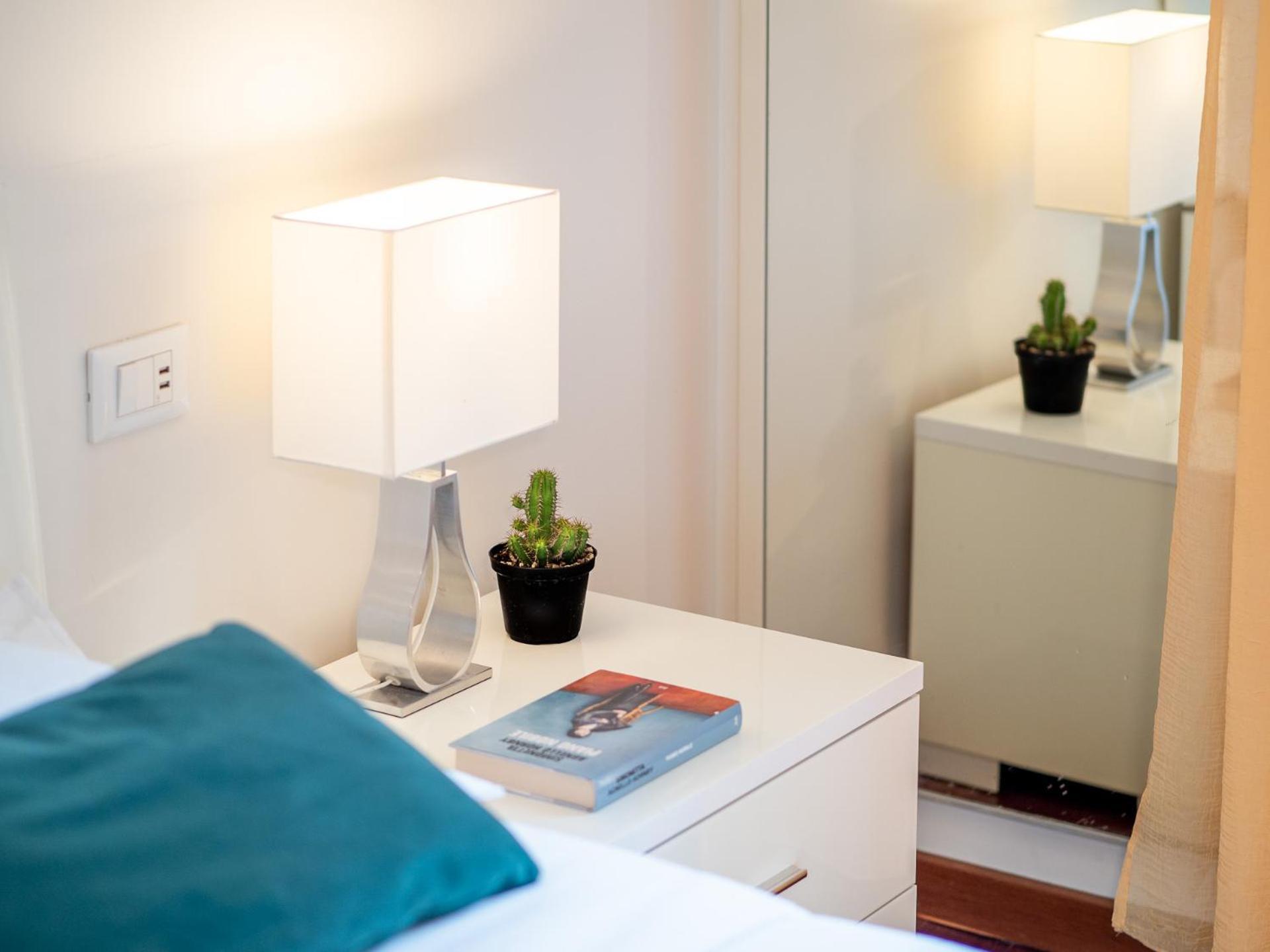 Stylish Flat With Balcony - 15 Min To Duomo Apartment Milano Ngoại thất bức ảnh